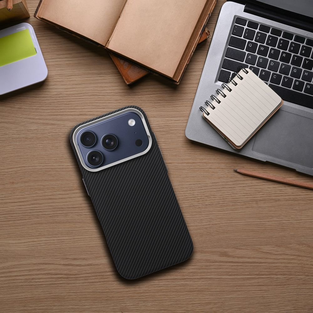 Case for iPhone 17 Kevlar compatible with MagSafe black | Tech A Break