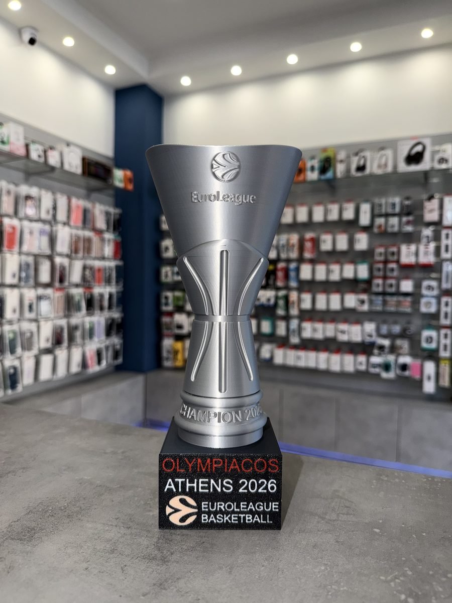 Κύπελλο Euroleague Olympiacos BC 2026 Replica με μαύρη βάση